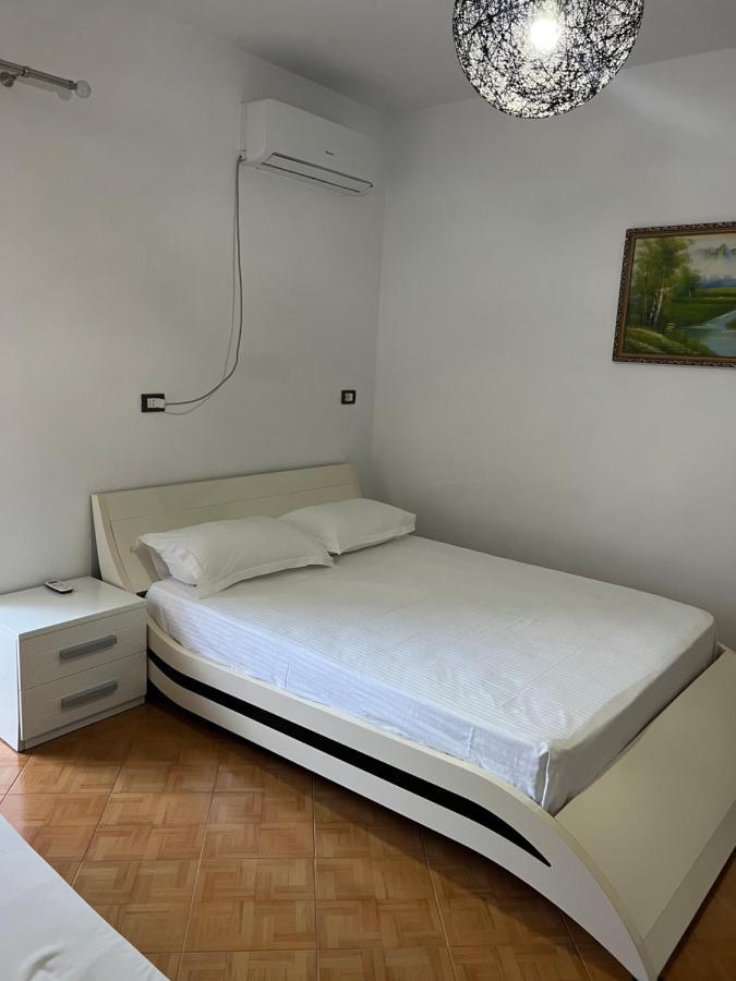 Rooms For Rent Habipi Vlorë Εξωτερικό φωτογραφία