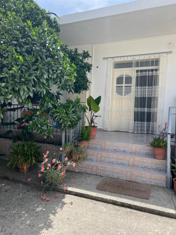 Rooms For Rent Habipi Vlorë Εξωτερικό φωτογραφία