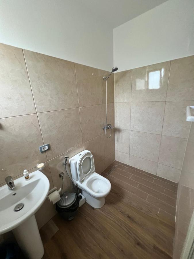 Rooms For Rent Habipi Vlorë Εξωτερικό φωτογραφία